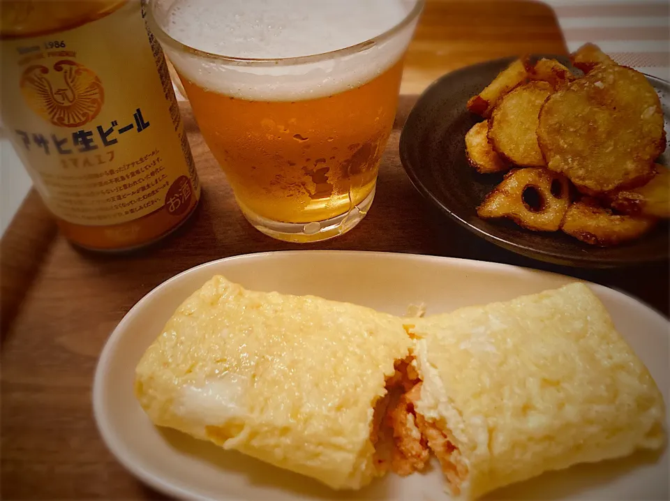 Snapdishの料理写真:今日のおうち居酒屋セット🍺さつまいもとれんこんの甘酢炒め🍠明太子のだし巻き玉子♡|gunlove❤さん