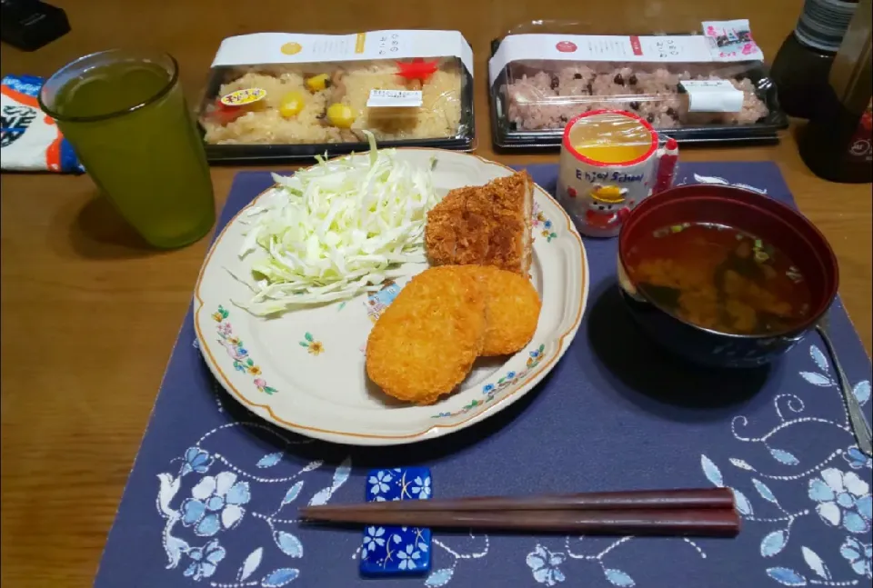 お惣菜の栗おこわとお赤飯と揚げ物(夕飯)|enarinさん