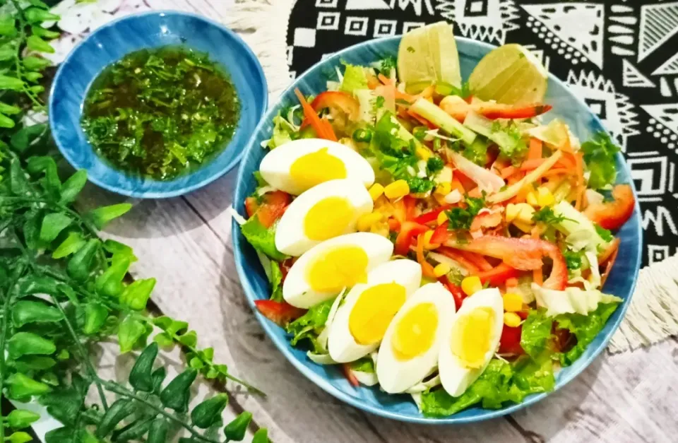 Egg Power Bowl Salad|Happy Green Bowlさん