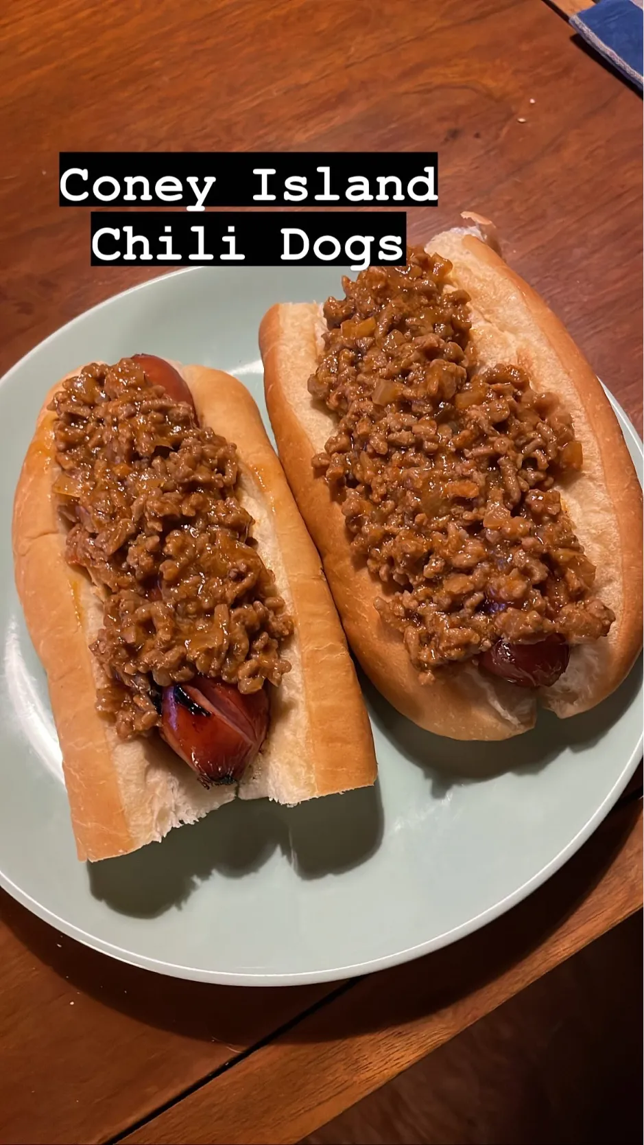 Coney Island Chili Dogs|Chris Shannonさん