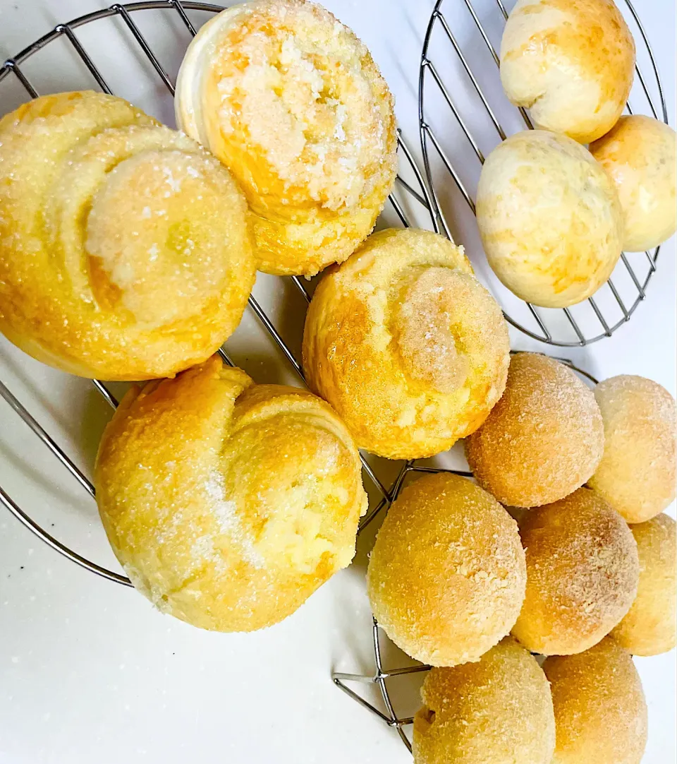 Enzaymada,Pandesal and Cream pan|HM-jastさん