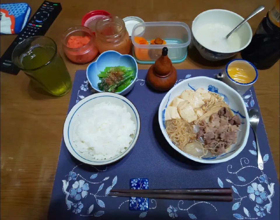 Snapdishの料理写真:牛すき煮(夕飯)|enarinさん