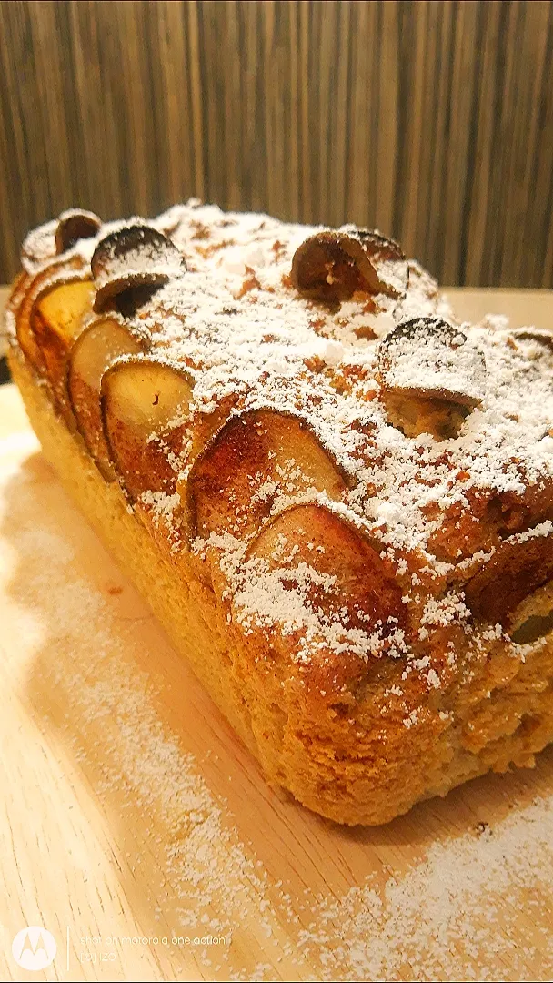 cinnamon ginger pear cake|Imre Zoltánさん