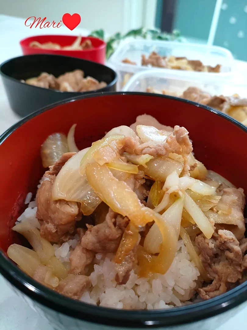 《レシピ有》豚こま肉の✧スタミナ丼。|Mariさん