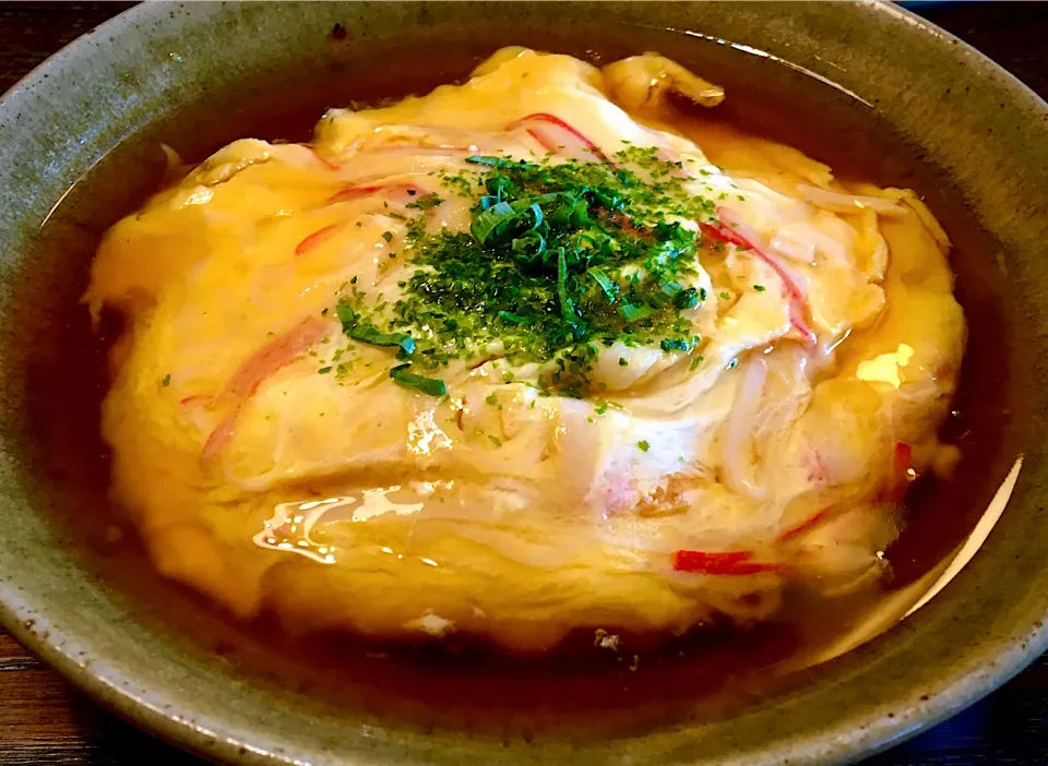 Snapdishの料理写真:今日の丼好きランチは                                     「和風味のカニカマ天津飯」|mottomoさん