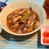 Snapdishの料理写真:鶏もも肉と野菜の和風汁|Manabu Tanakaさん