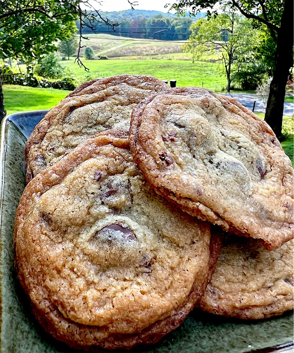 Mini-peanut butter cup chip cookies|Dean M Rogersさん