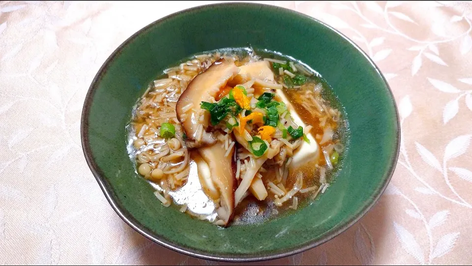 9/19の朝食
レンチン豆腐の茸あんかけ🍄|卯月さん