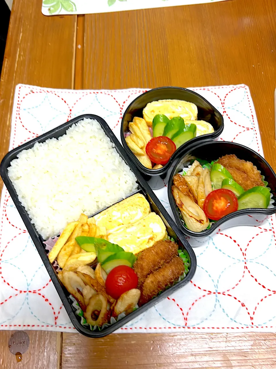 Snapdishの料理写真:9月20日火曜日コロッケ弁当|アッキーさん