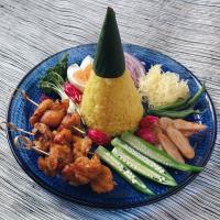 ナシクニン ㊗️【インドネシアの黄色いお祝いご飯】