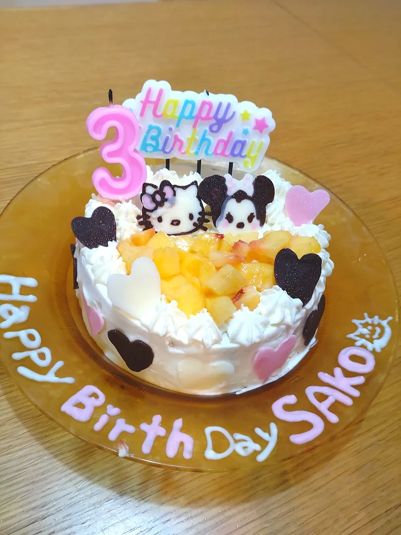 Snapdishの料理写真:誕生日ケーキ🍰|nikochan(^^)さん