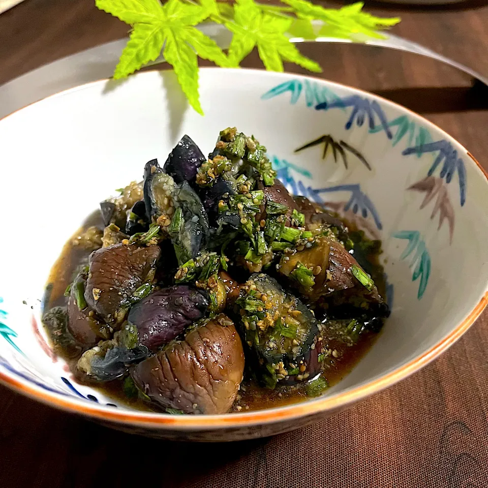 蒸し秋茄子のニラ胡麻しょうゆ和え|きょーこさん