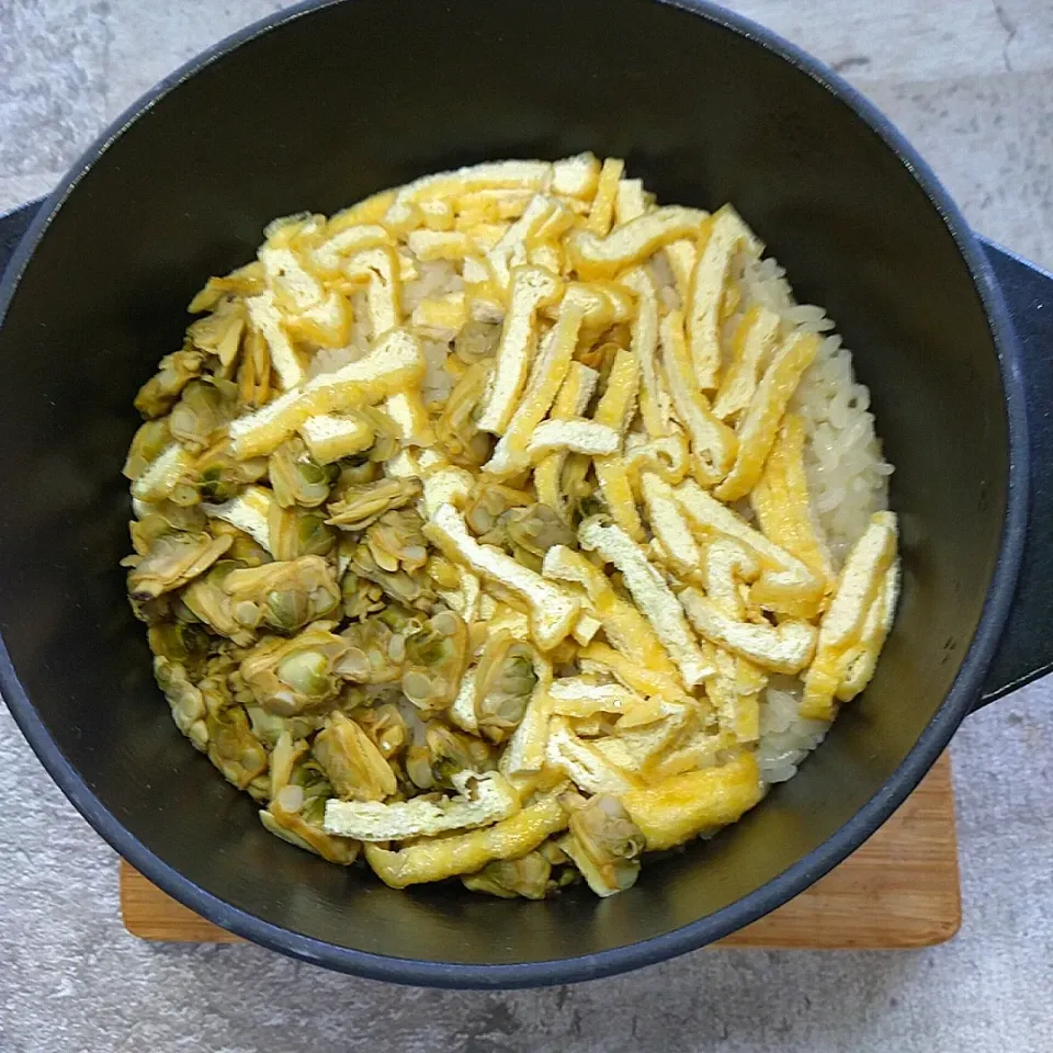 アサリと油揚げの炊き込みご飯|ハイドランジアさん