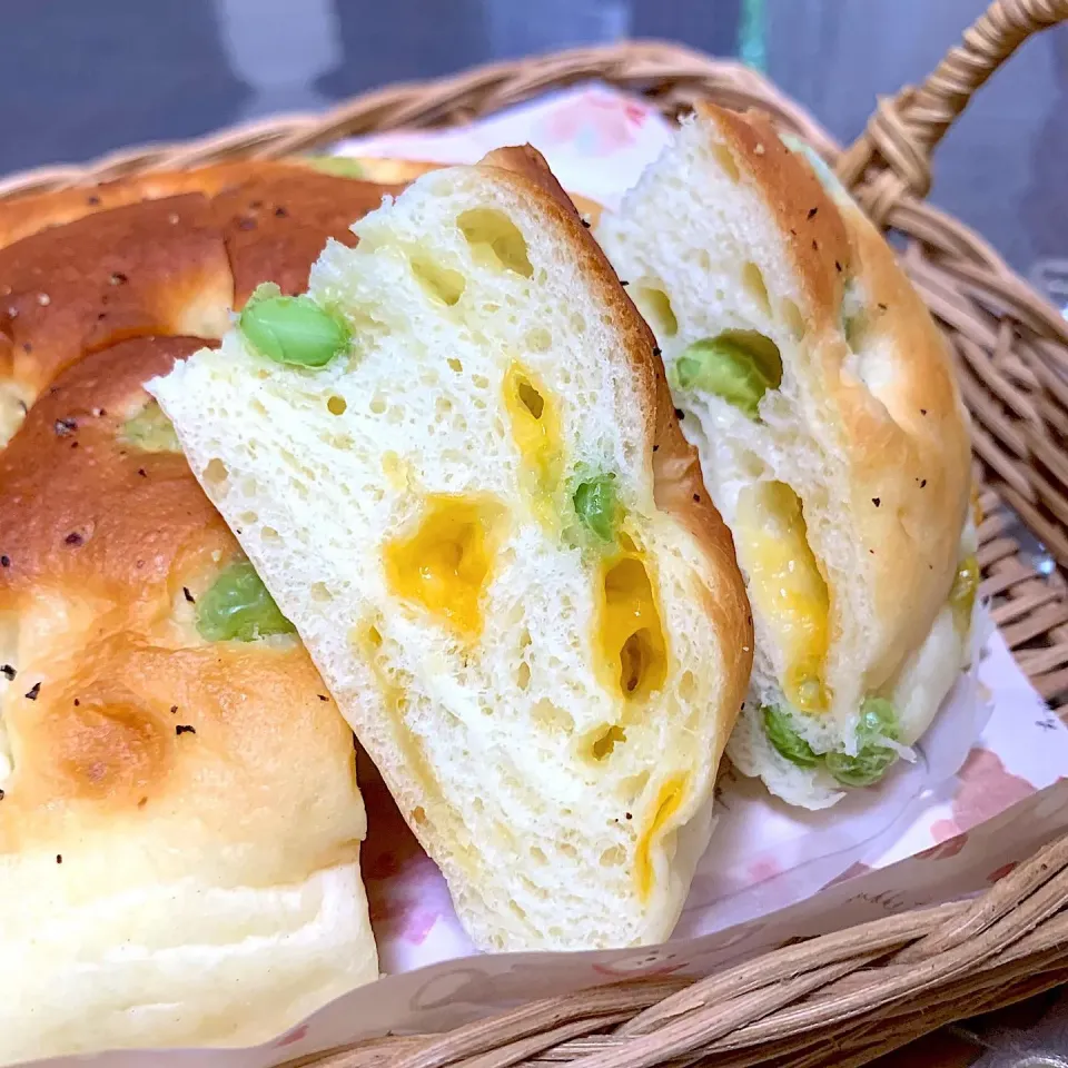 🍞枝豆とチーズのフォカッチャ🍞|AquaRikoさん