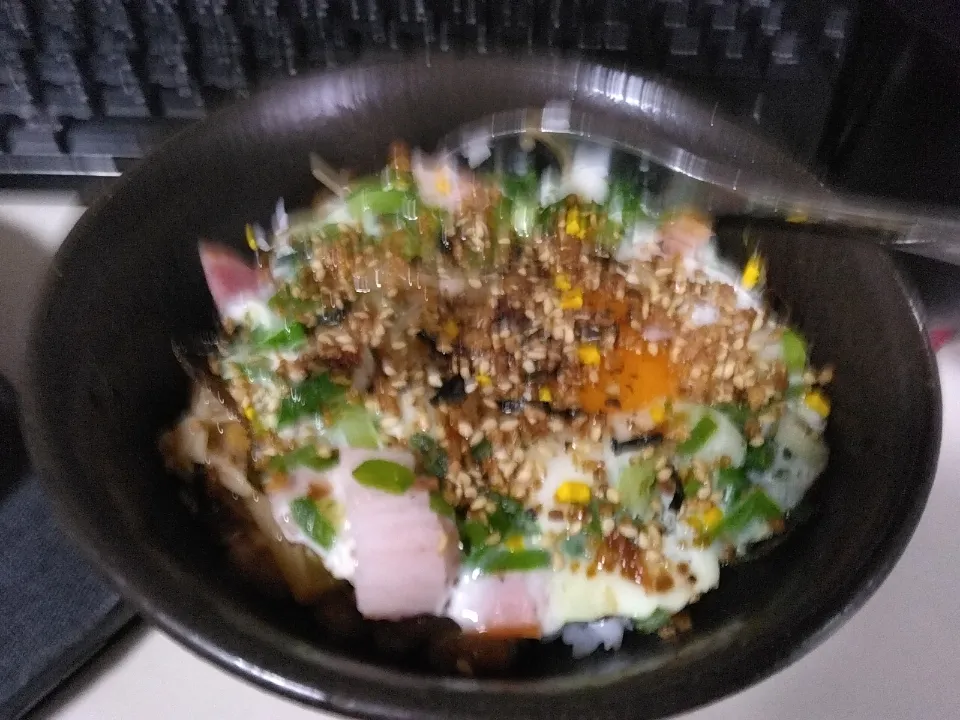 蓬莱学園で有名なショゴス丼|darkbaronさん