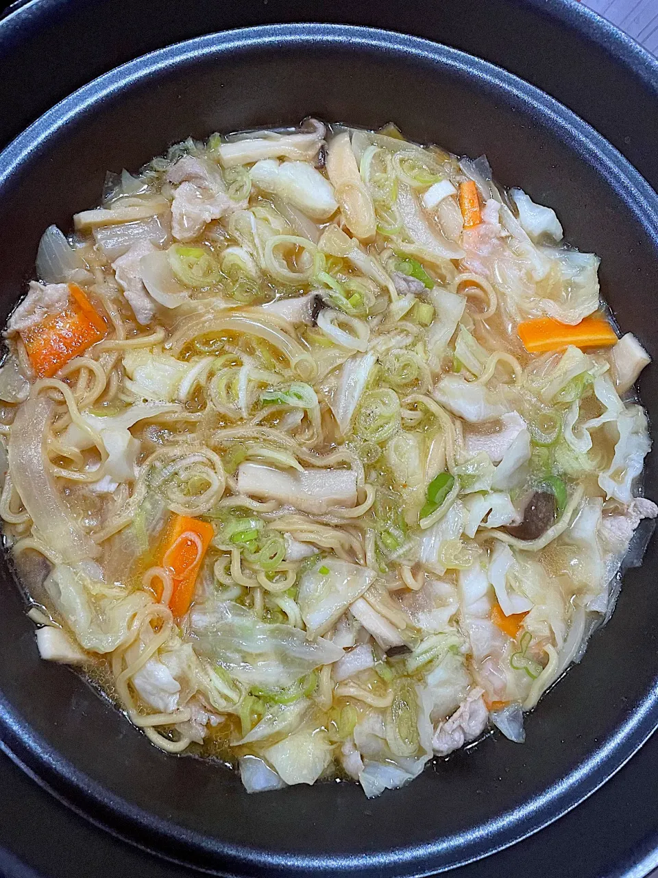 永谷園のみそ煮込みラーメン|コンポタマさん