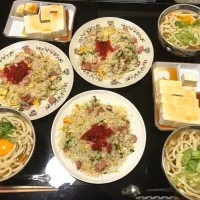 Snapdishの料理写真:チャーハン＆うどん＆豆腐セット|ポテさん