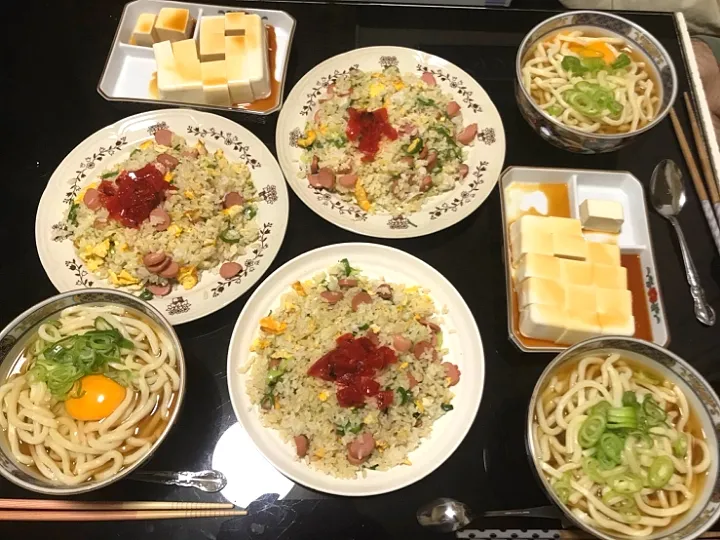 Snapdishの料理写真:チャーハン＆うどん＆豆腐セット|ポテさん