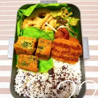 Snapdishの料理写真:パパお弁当 デカ弁|ゆーさん