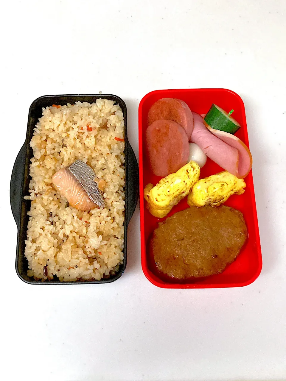 Snapdishの料理写真:高校生になった次男くんへ　栗ご飯とハンバーグ弁当|晴れ時々弁当さん