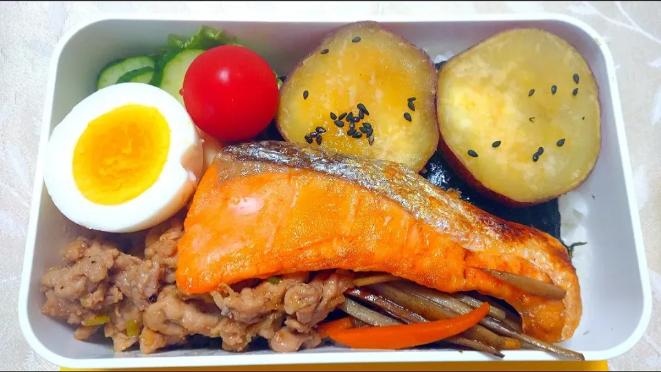 9/22のお弁当🍱
海苔弁当|卯月さん