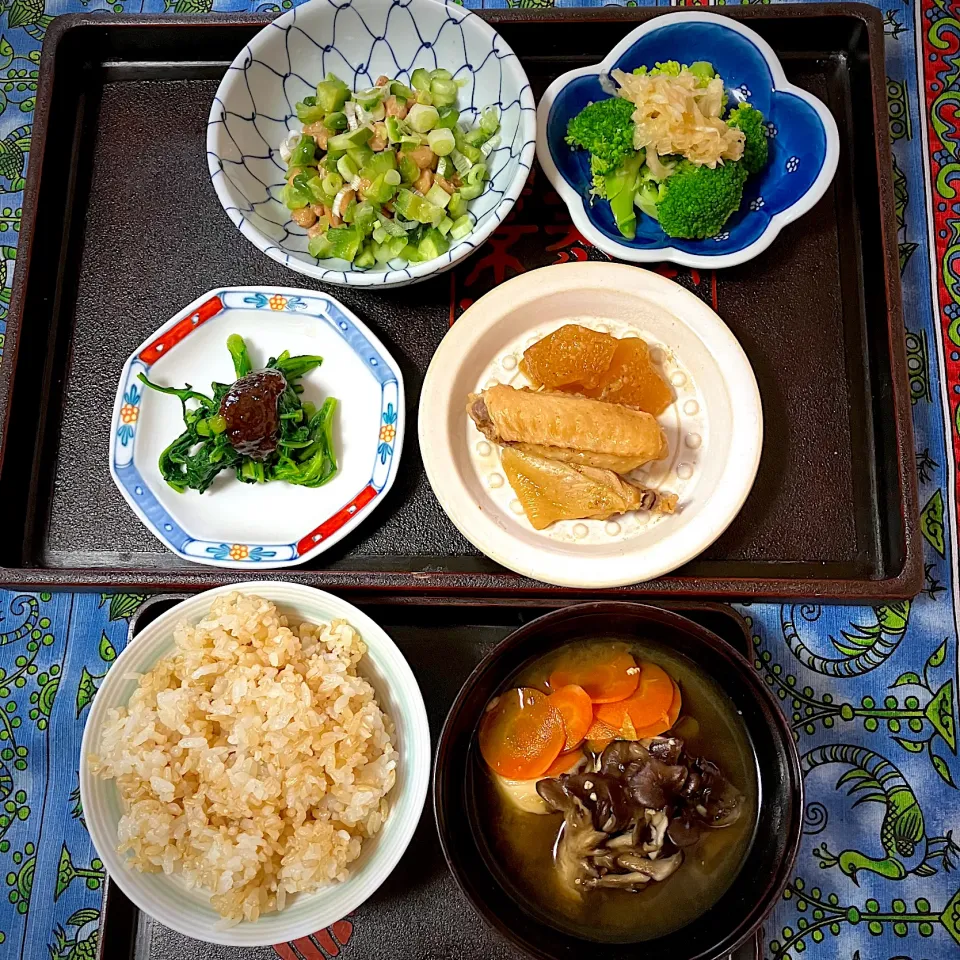 野菜中心の朝ご飯🍚|ゆうこりんさん