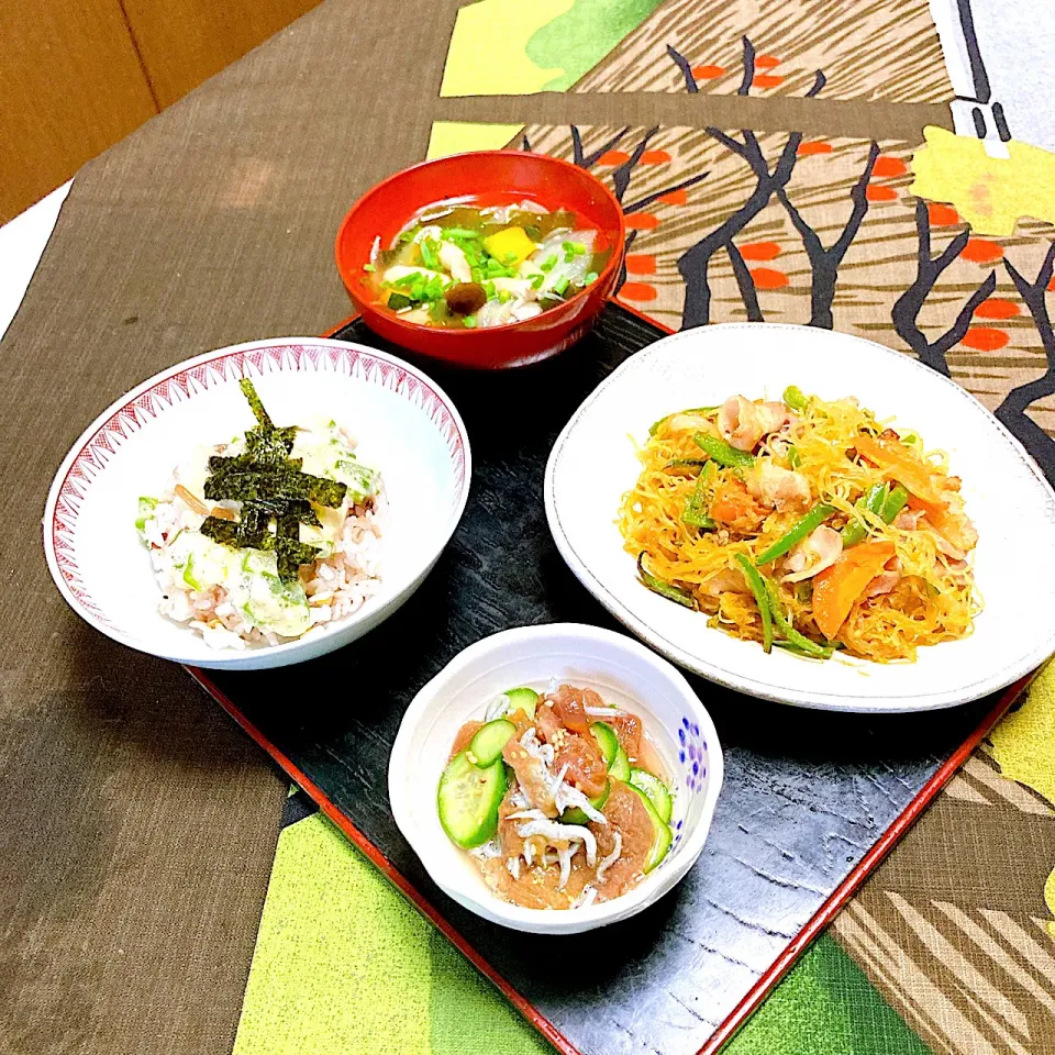 grandmaの晩ごはん☆花オクラの酢の物・そうめん瓜の炒め物|kaoriさん