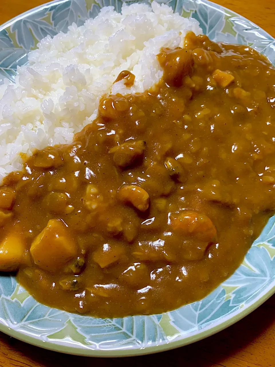 Snapdishの料理写真:フライドオニオンでシーフードカレー^_^|きよっさんさん