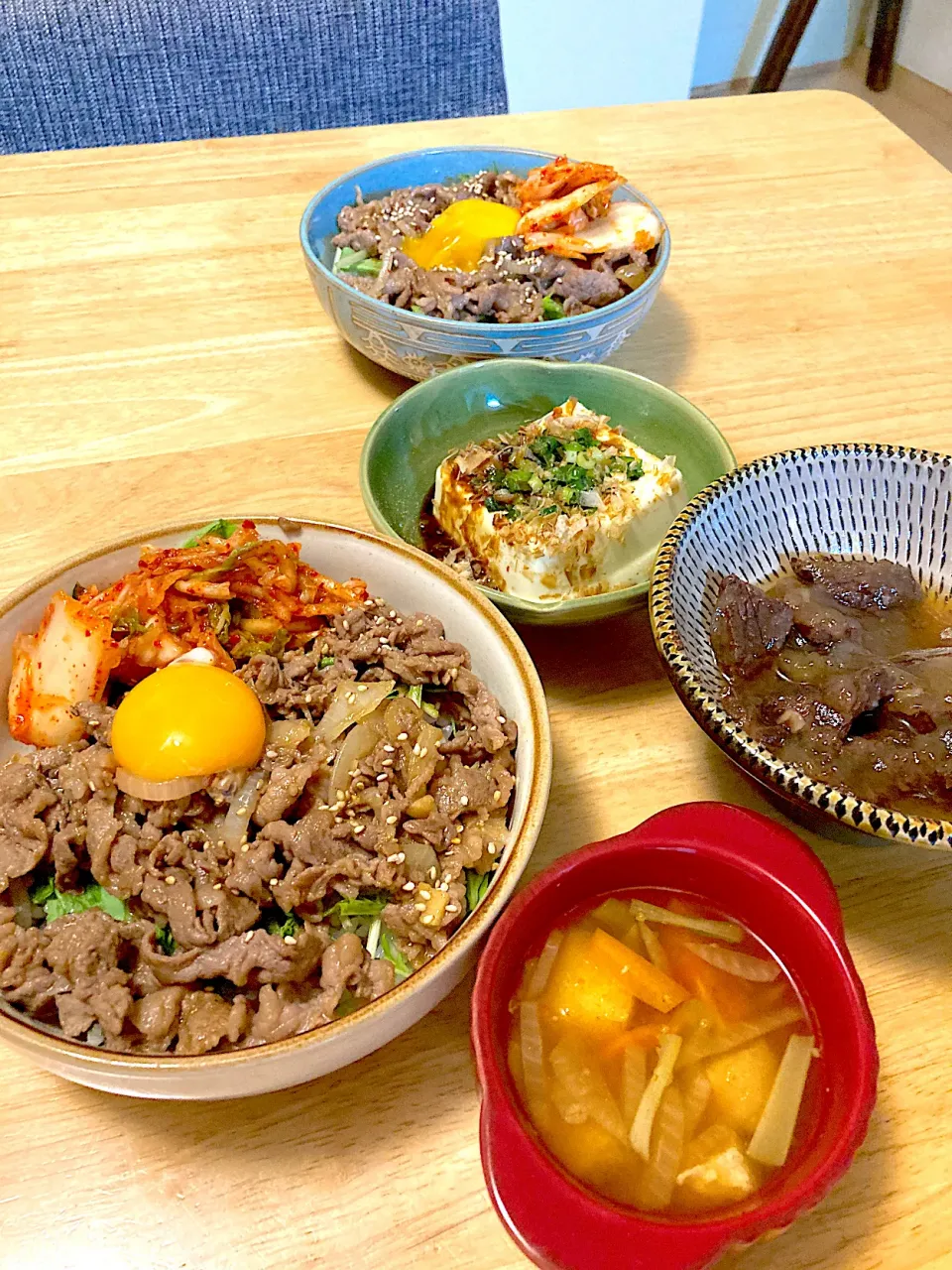 Snapdishの料理写真:スタミナ焼肉丼♡|さくたえさん