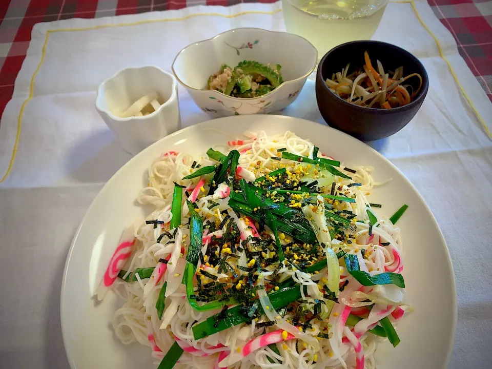 2022/9/23 お昼ご飯は奄美大島の油ぞうめん😊|ひーちゃんさん