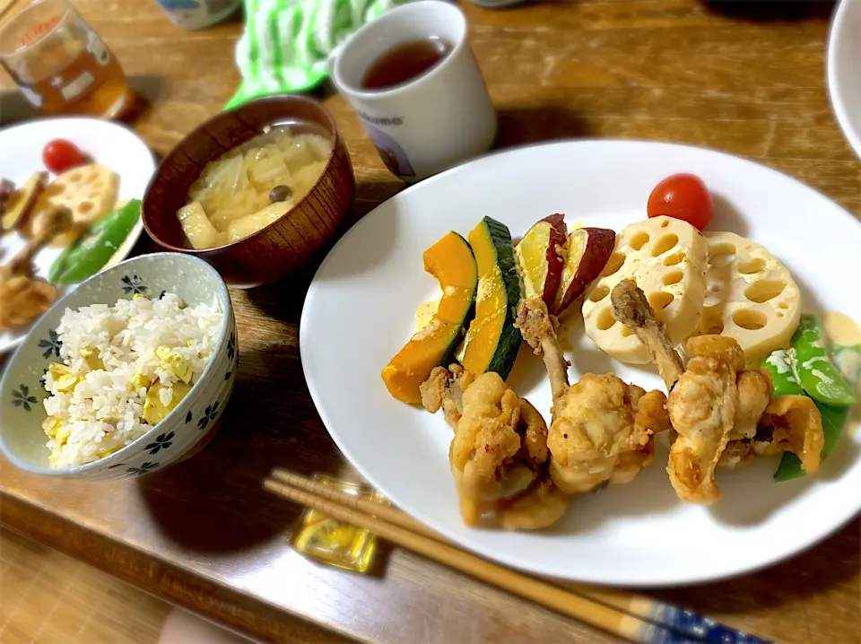 唐揚げ・温野菜・味噌汁・栗ご飯|ちびろ菌さん