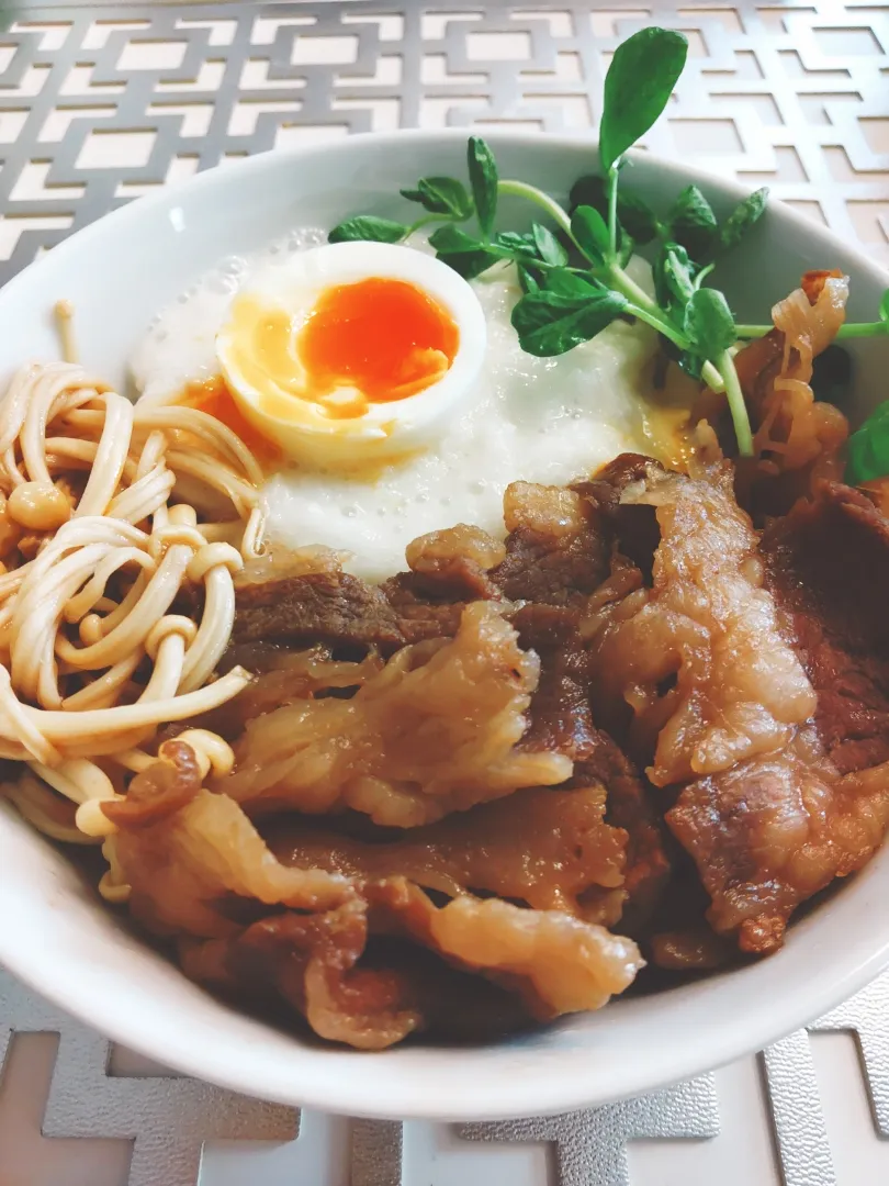 甘辛肉うどん|梨々香さん