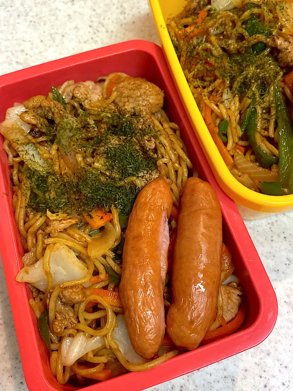 Snapdishの料理写真:焼きそば　弁当|asumamaさん