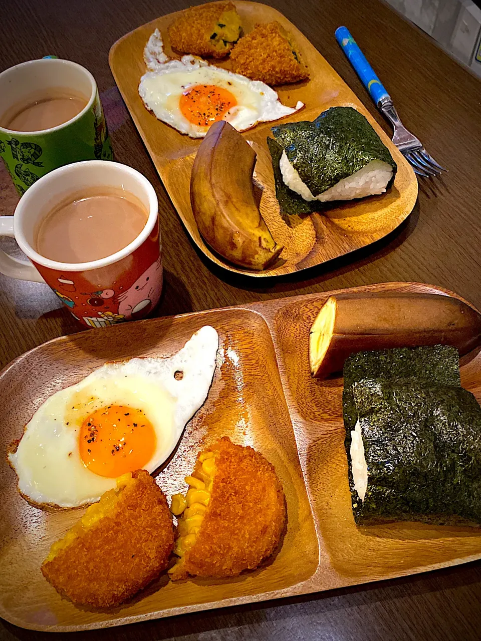 目玉焼き　カボチャ＆コーンコロッケ　鰹出汁おにぎり　バナナ　ココアオレ|ch＊K*∀o(^^*)♪さん