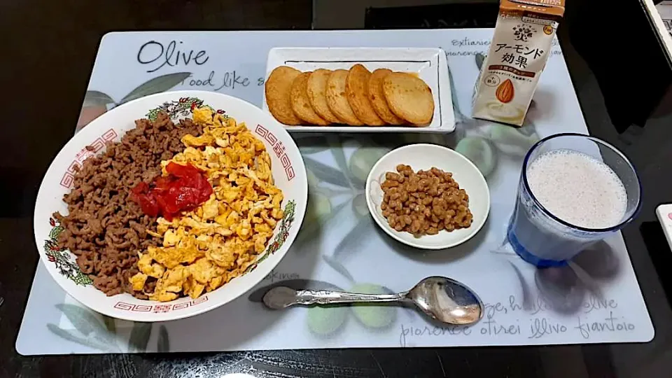 そぼろ丼|なおっちさん