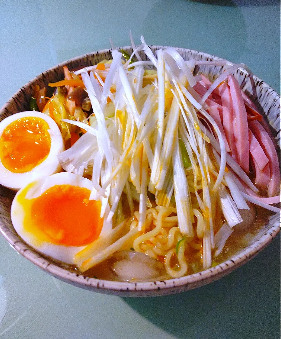 サッポロ一番冷やし味噌ラーメン❗|かずにゃさん