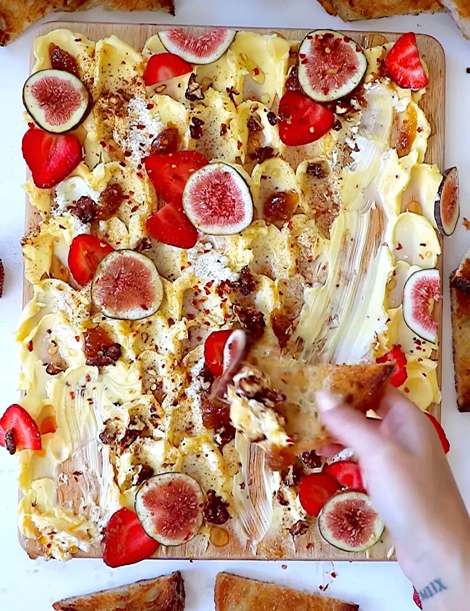 Butter board with berries, figs, & jam|🌺IAnneさん