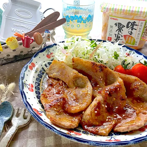 「味の饗宴 無添加生750g」を使ってみたSnapdishの料理・レシピ写真:豚ロースの味噌漬け🐷
〜 𝘱𝘰𝘳𝘬 𝘭𝘰𝘪𝘯 𝘱𝘪𝘤𝘬𝘭𝘦𝘥 𝘪𝘯 𝘮𝘪𝘴𝘰 〜
【マルサンアイさんの“味の饗宴 無添加生”使用】