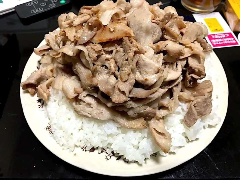 肉特盛丼|なおっちさん