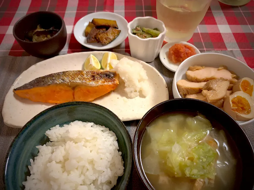 2022/9/25 晩ご飯😊副菜もなかなか|ひーちゃんさん