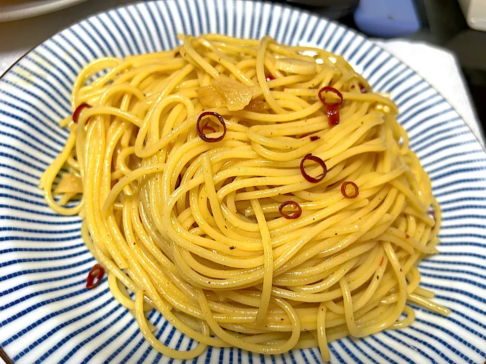 醤油ダシ香るペペロンチーノ|あちゅんさん