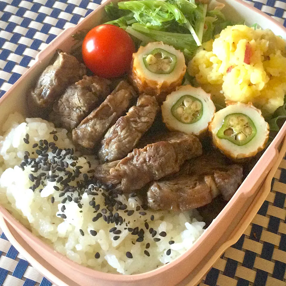 長女のJK弁当〜　一口ステーキ♪|yukoさん