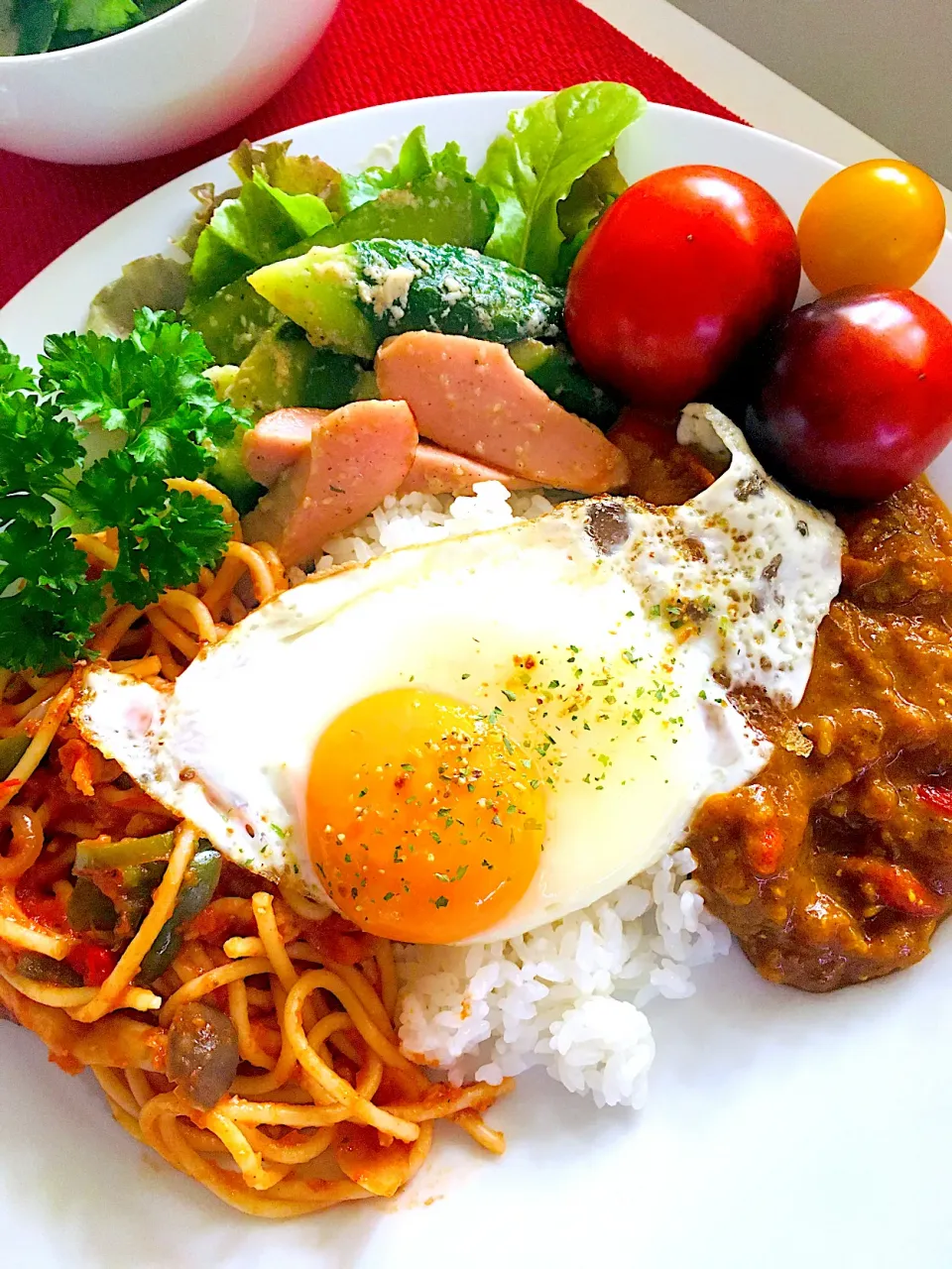 牛すじカレーワンプレート🍛withナポリタン^ - ^💖|HAMI69さん