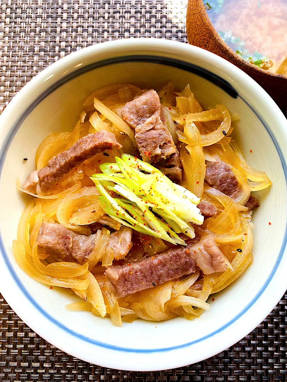 蜂蜜のコク　佐賀牛で牛丼|栃倉 直人さん