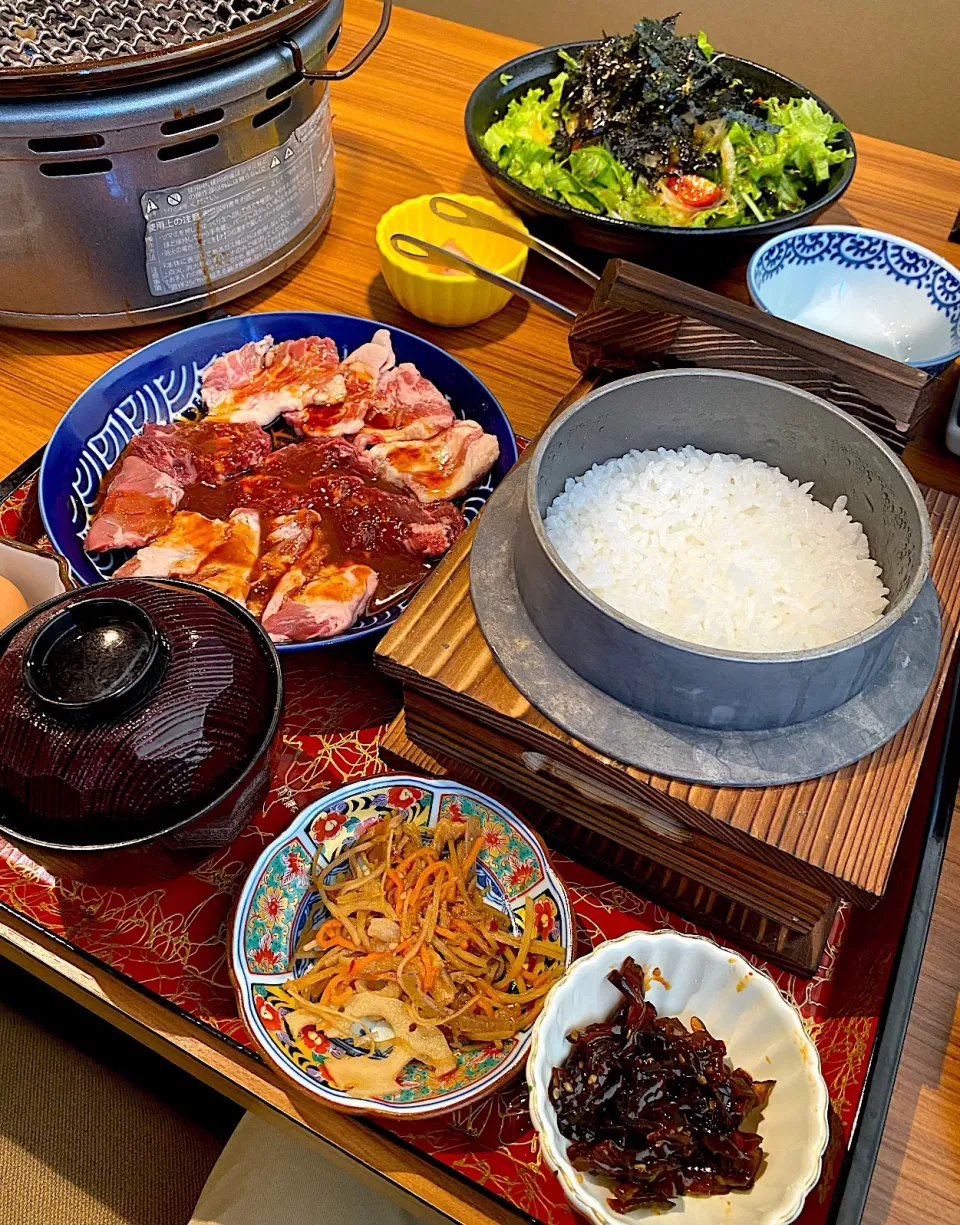 Snapdishの料理写真:肉のよいち〜ある日のひとり焼肉ランチ〜|ゆかりさん