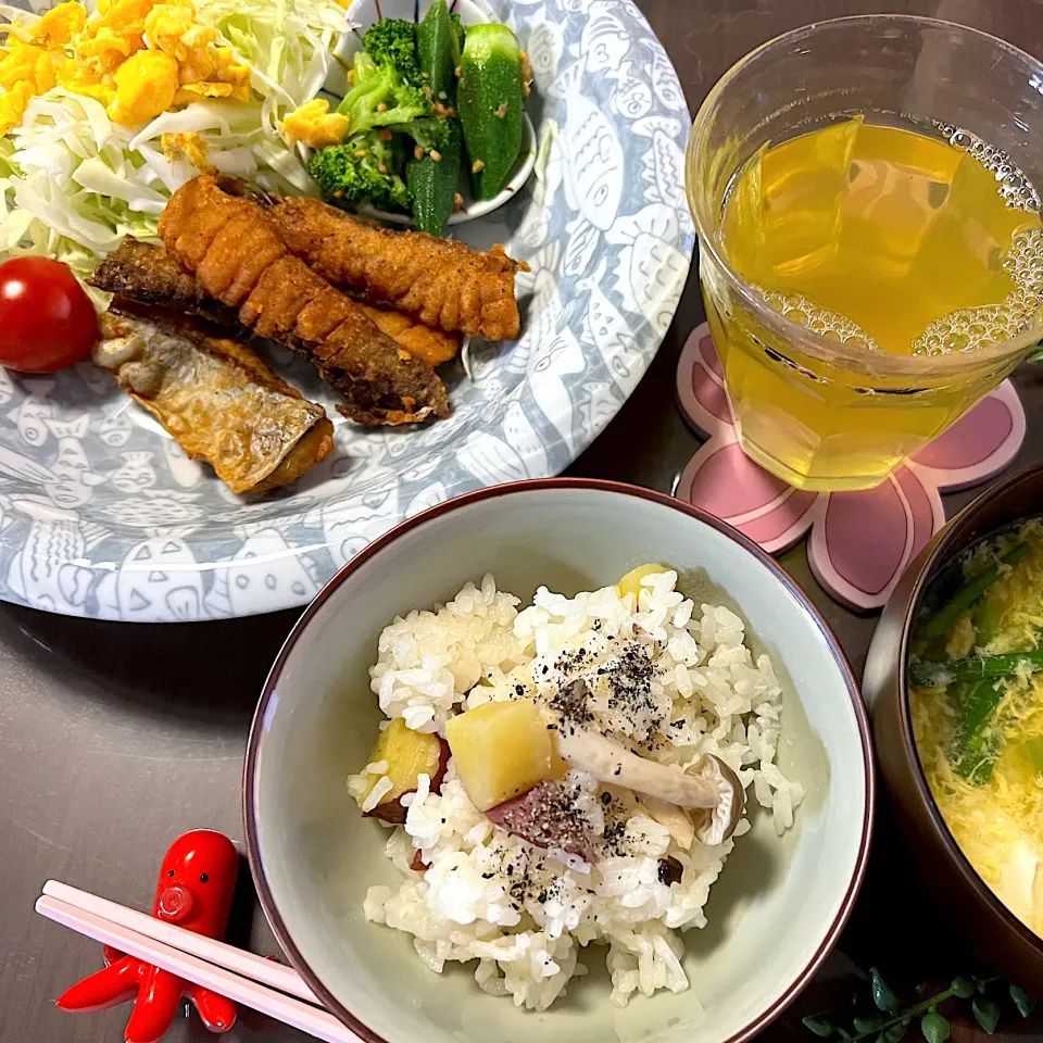 Snapdishの料理写真:さつまいもごはん定食🍠🍚|noeさん