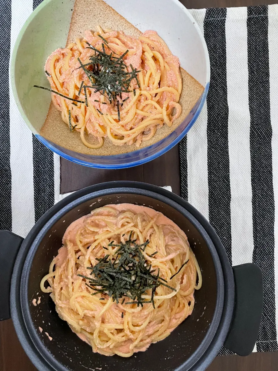 明太クリームと和風明太のパスタ|コンポタマさん