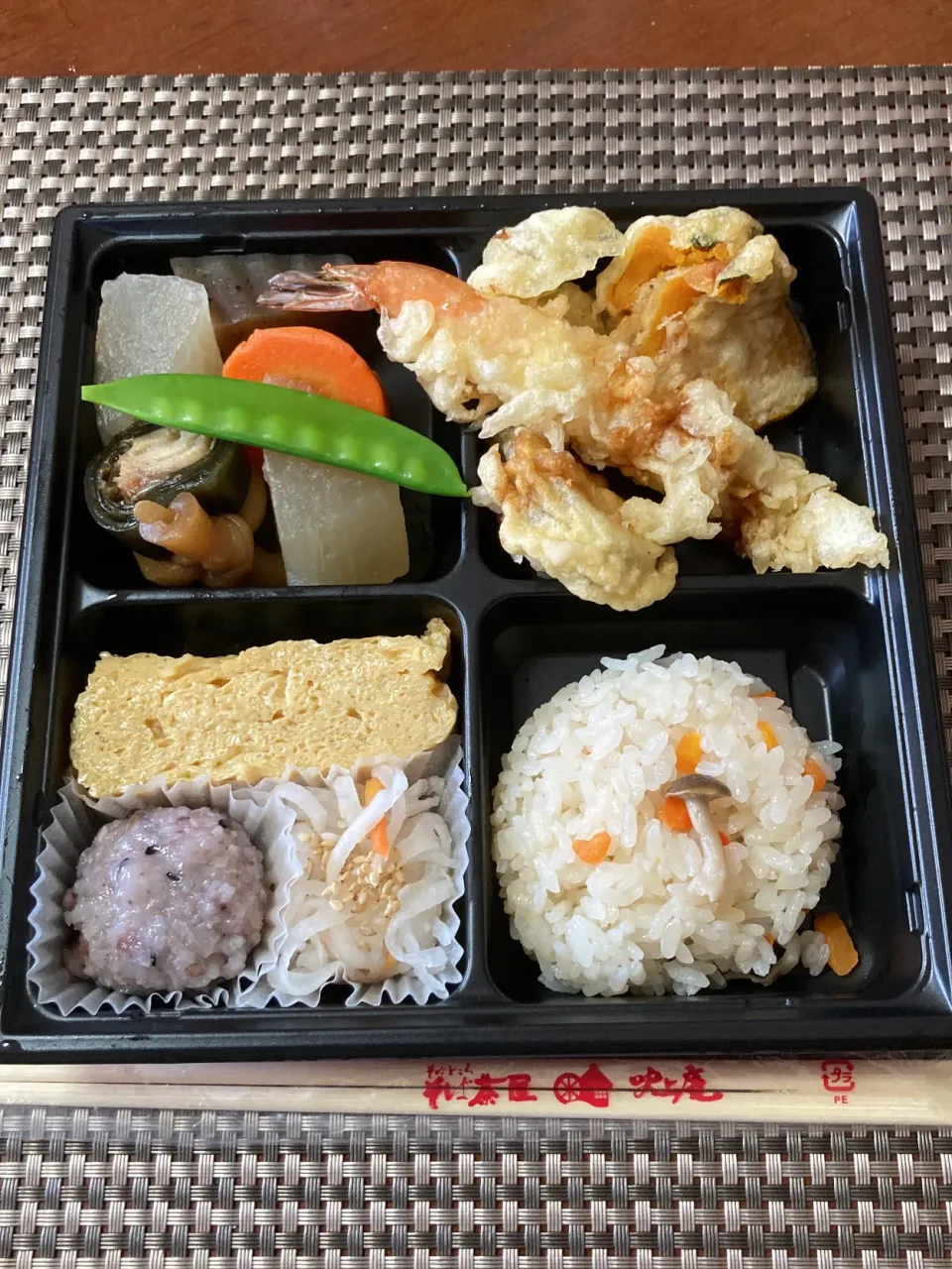 田の字弁当|そでやまさん