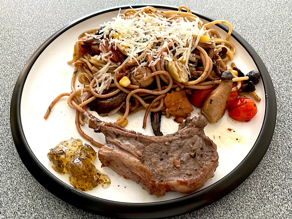 Lamb Frenched Cutlet. Mushroom & Tomato Spaghetti.|270w178bさん