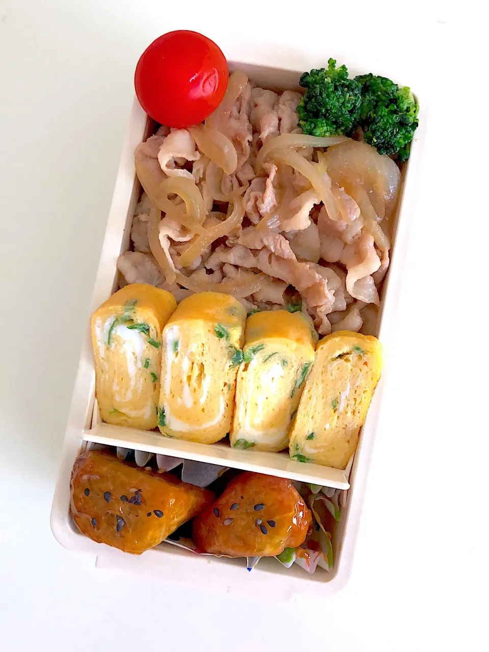 豚丼弁当♪|ikumonさん